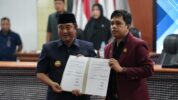 DPRD dan Pemerintah Provinsi Menyetujui Rencana Pembangunan Sulbar 20 Tahun ke Depan