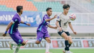Unggul Jumlah Pemain, PSM Makassar Takluk Atas Persita di Liga 1