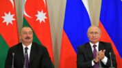 Presiden Rusia Vladimir Putin Bersama Presiden Azerbaijan Ilham Aliyev