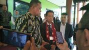 Wali Kota Bekasi Tri Adhianto Bersama Wakil Wali Kota Izumano Kuniako Nishinou Saat Ditemui Awak Media