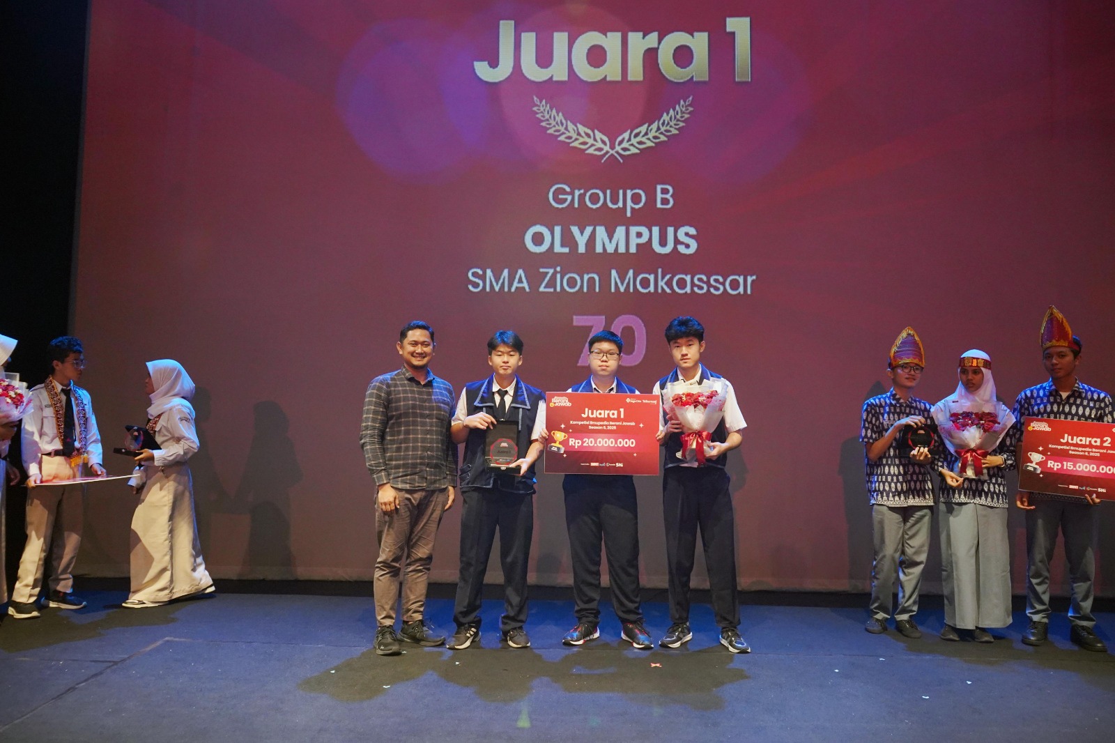 SMA Zion Makassar Jadi Juara Nasional Telkomsel Ilmupedia Berani Jawab Season 6