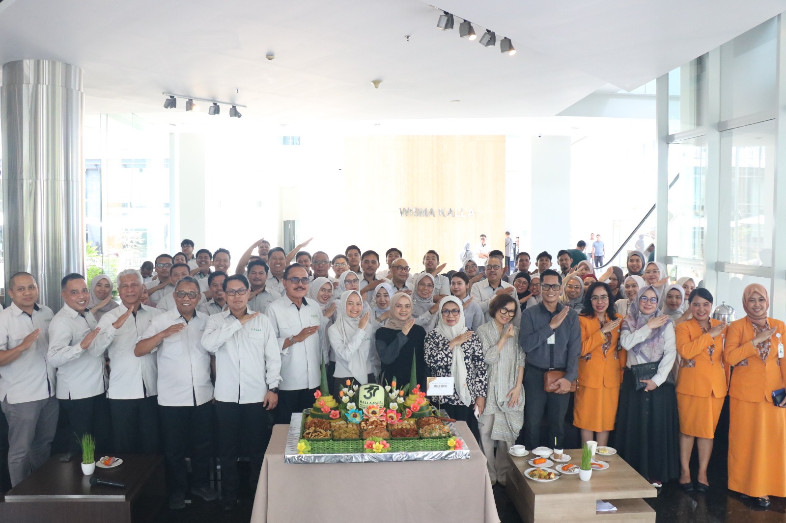 HUT ke-37, Kalla Aspal Perkuat Transformasi Layanan dan Aksi Sosial di Wilayah Operasional