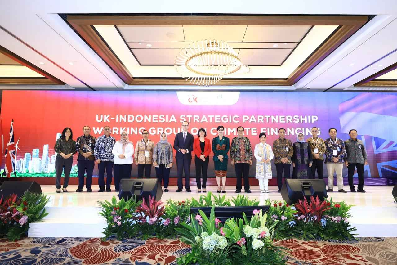 OJK dan Perbankan Luncurkan Indonesia-UK Working Group on Climate Financing